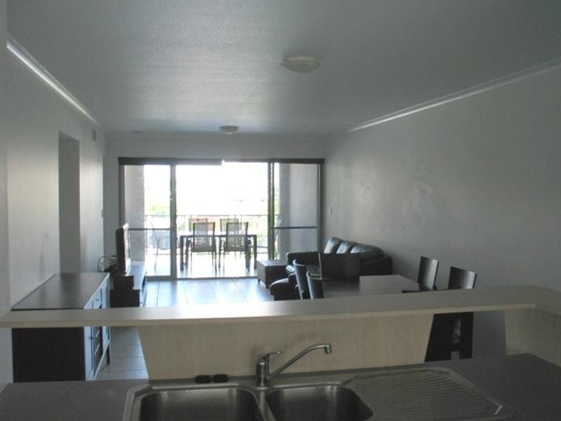 8/51 Stanley St, Townsville City QLD 4810