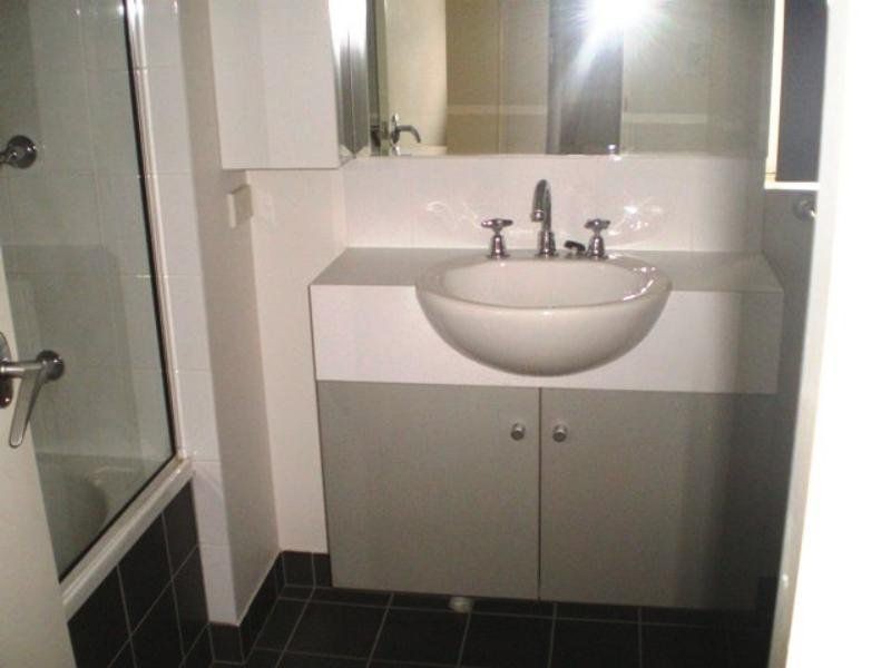 8/51 Stanley St, Townsville City QLD 4810