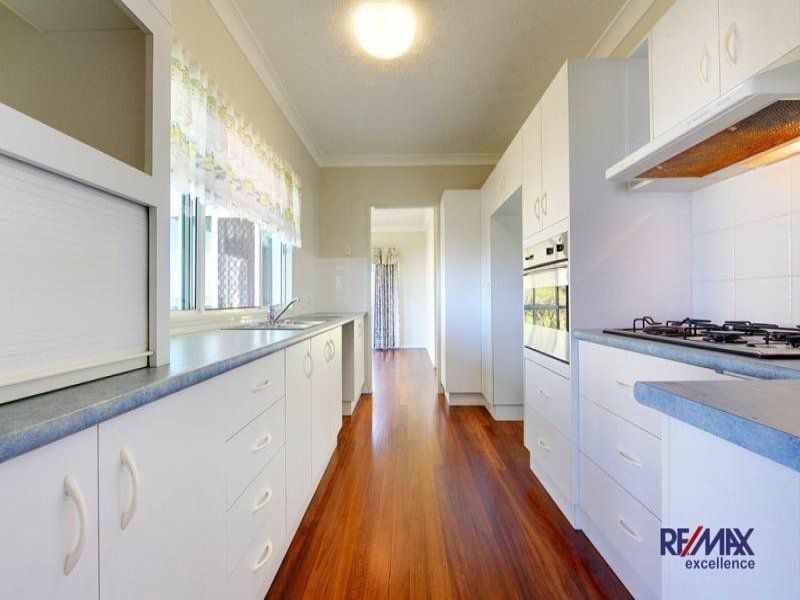 6 Tablelands  Tce, Mount Louisa QLD 4814