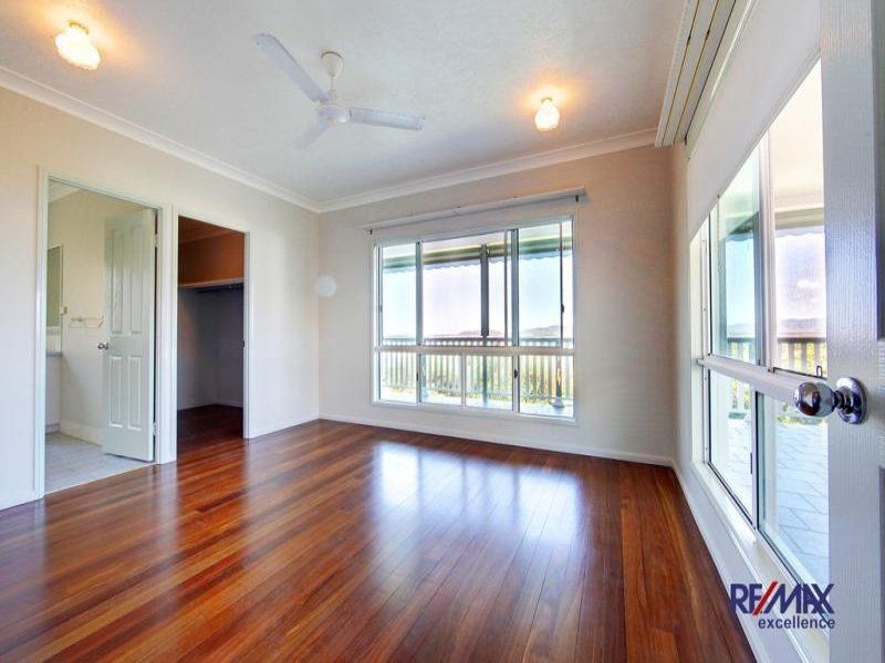 6 Tablelands  Tce, Mount Louisa QLD 4814