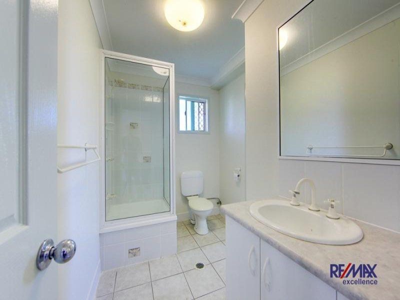 6 Tablelands  Tce, Mount Louisa QLD 4814