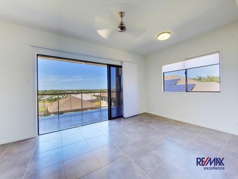 7 Yanooa Ct, Bushland Beach QLD 4818