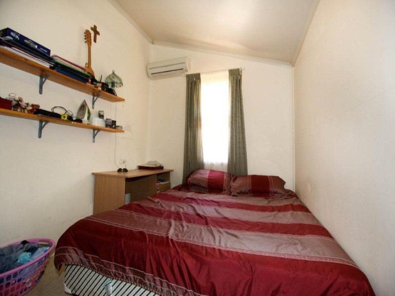 10 Maryvale St, West End QLD 4810