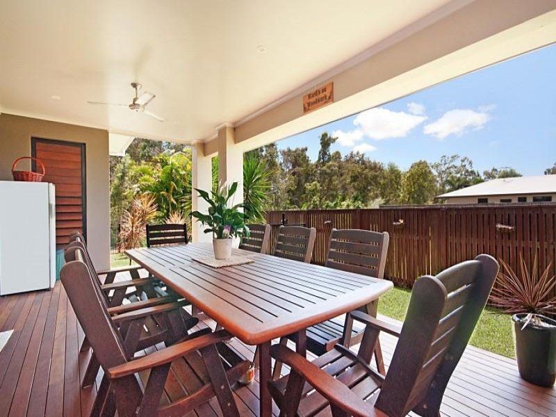59 Woodwark Dr, Bushland Beach QLD 4818