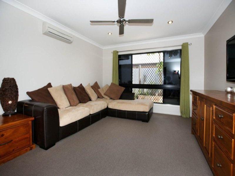 7 Carswell Ave, Kirwan QLD 4817