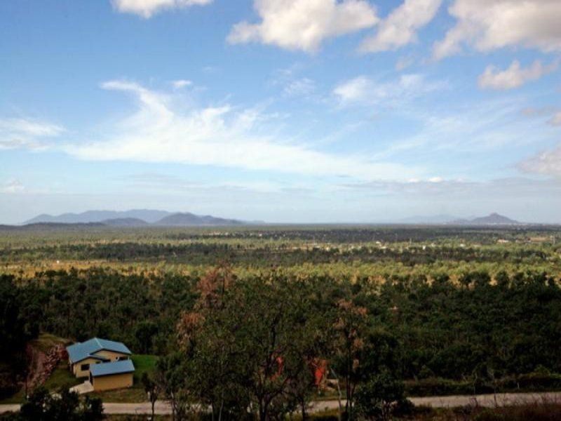 41 Mt Kulburn Drive, Jensen QLD 4818