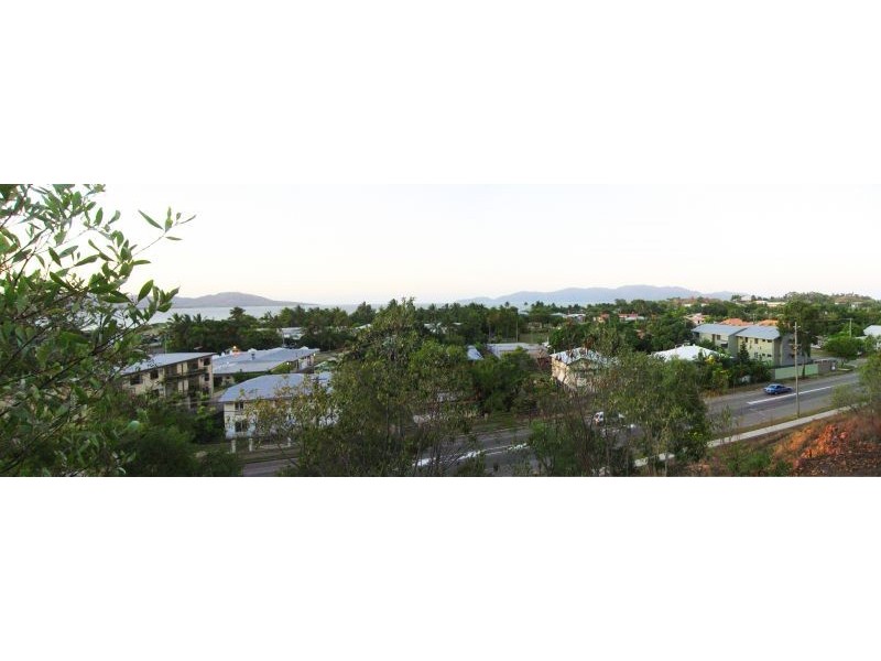 22 Bundock Street, Castle Hill QLD 4810