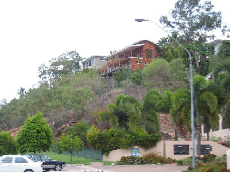 22 Bundock Street, Castle Hill QLD 4810