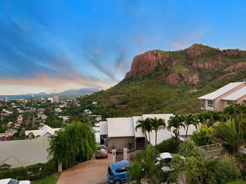 21 Balmoral Drive, Castle Hill QLD 4810