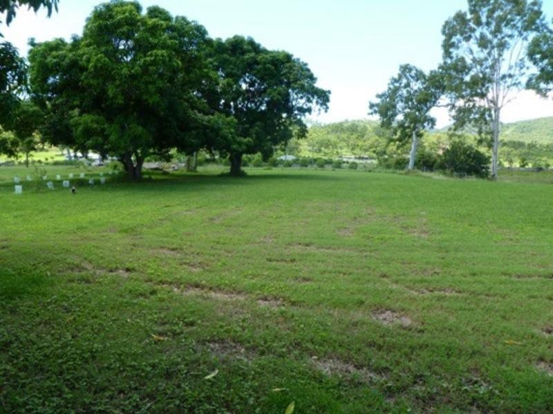 274 Williams Road, Alligator Creek QLD 4816