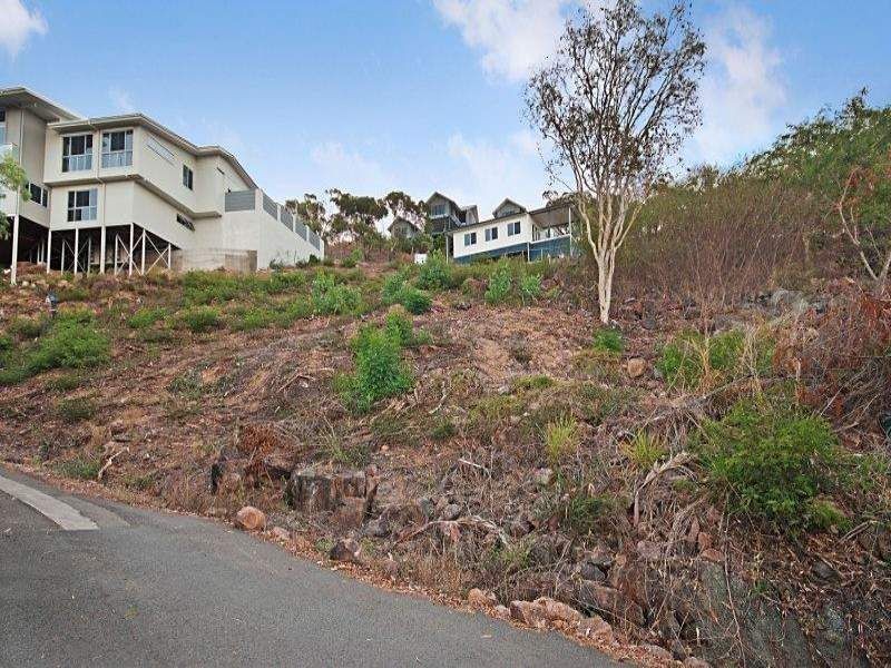 17 Toorak Place, Castle Hill QLD 4810