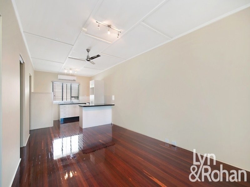3/2 Haymarket St, Hyde Park QLD 4812