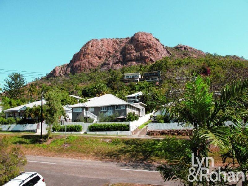 10/1 Burke Street, North Ward QLD 4810