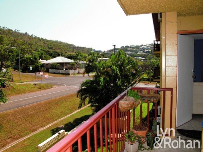 10/1 Burke Street, North Ward QLD 4810