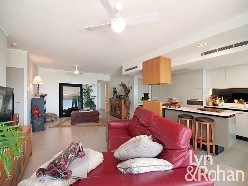 2503/6 Mariners Drive, Townsville City QLD 4810