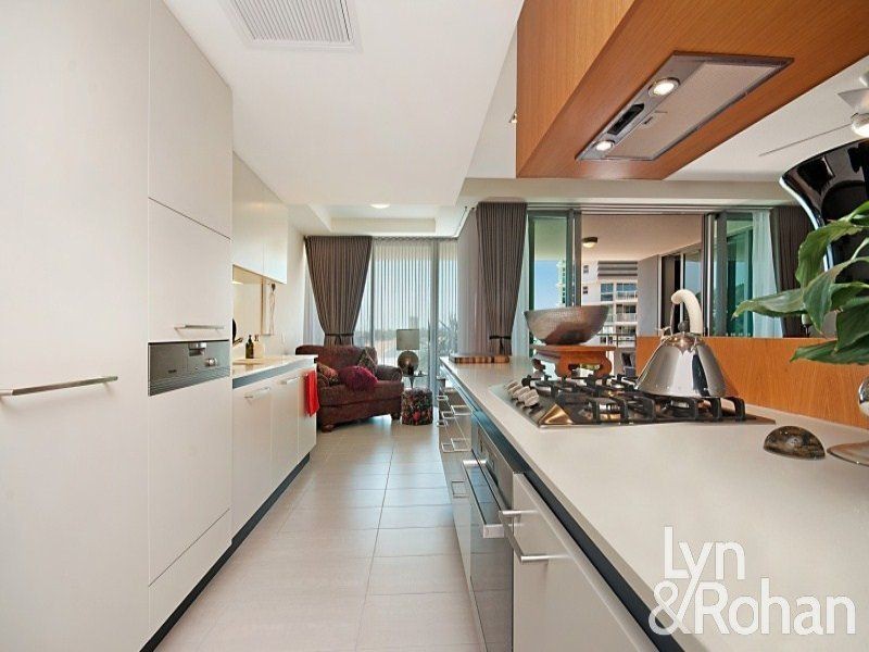 2503/6 Mariners Drive, Townsville City QLD 4810