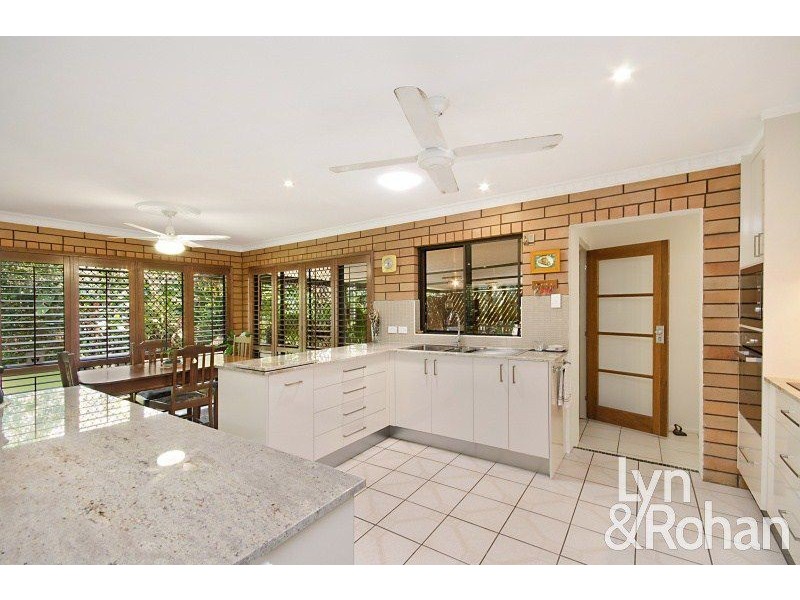 18 Lara Street, Cranbrook QLD 4814