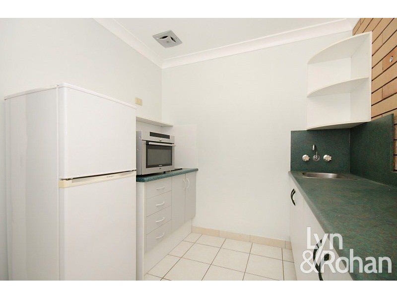 18 Lara Street, Cranbrook QLD 4814