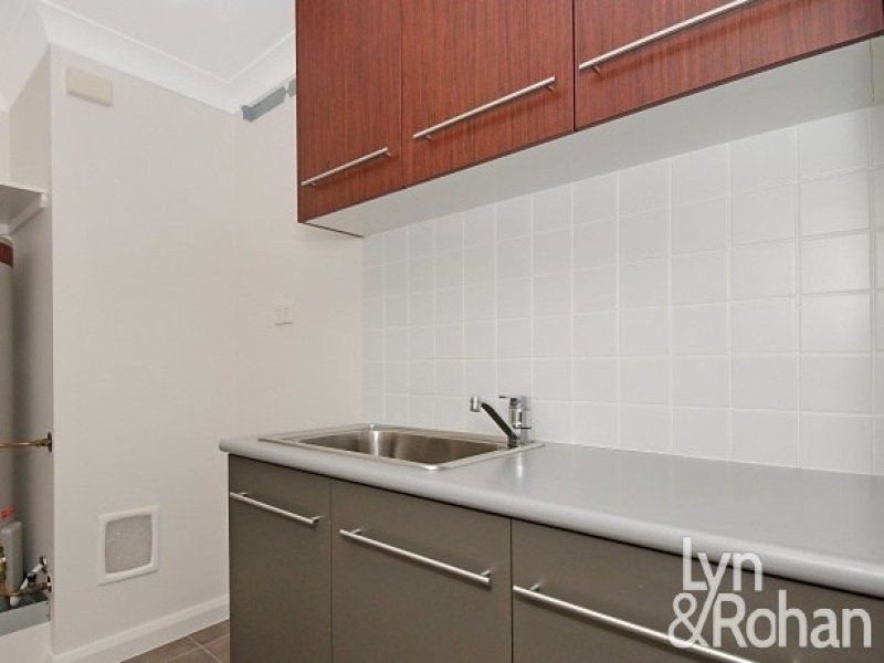 9/12 Hale Street, Townsville City QLD 4810