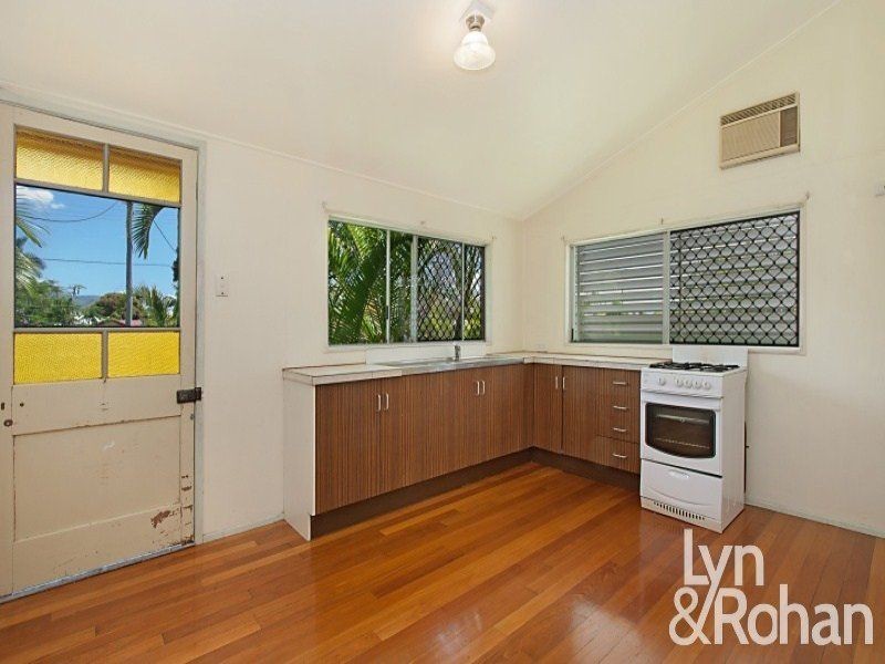 43 Ralston Street, West End QLD 4810