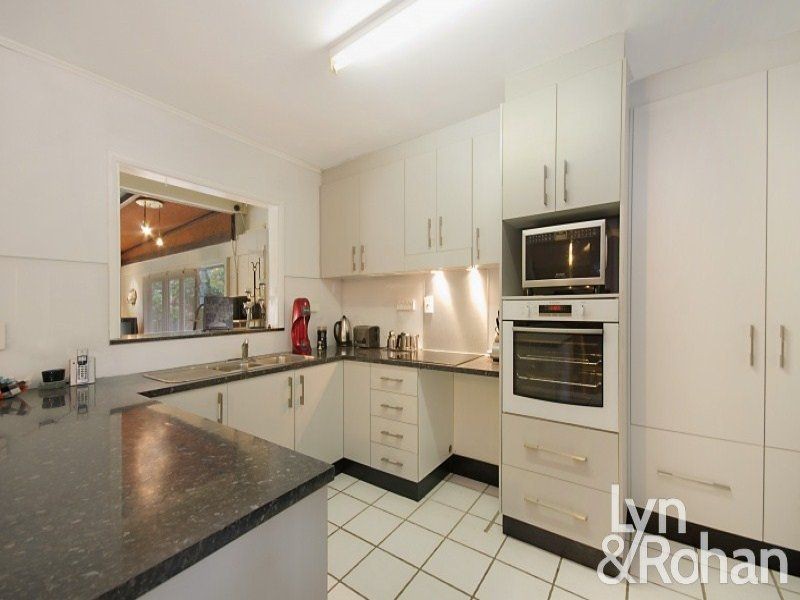 15 Sallows Street, Pallarenda QLD 4810