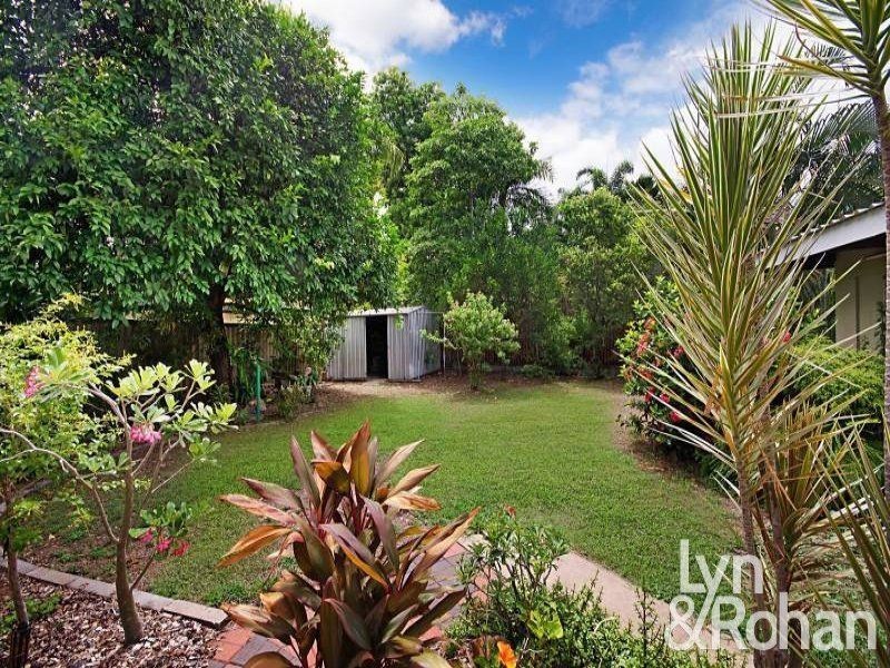 15 Sallows Street, Pallarenda QLD 4810