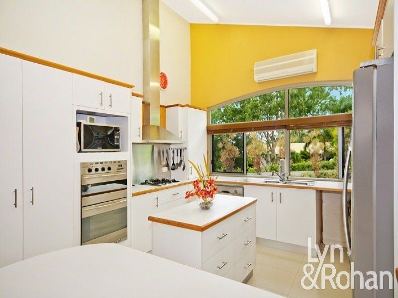 7 St James Drive, Belgian Gardens QLD 4810