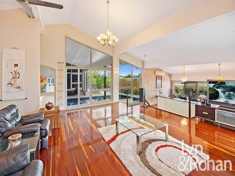 7 St James Drive, Belgian Gardens QLD 4810