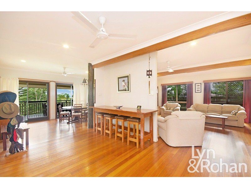 23 Grange Court, Castle Hill QLD 4810