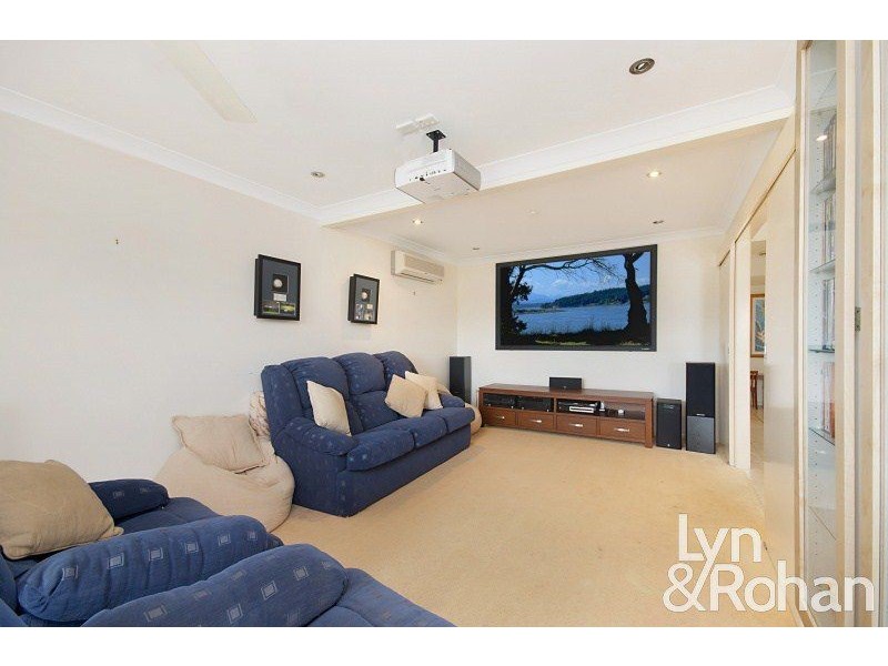 28 Monaro Circuit, Mount Louisa QLD 4814