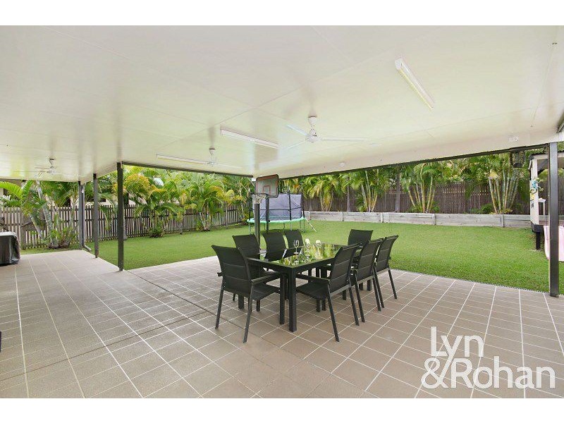 28 Monaro Circuit, Mount Louisa QLD 4814