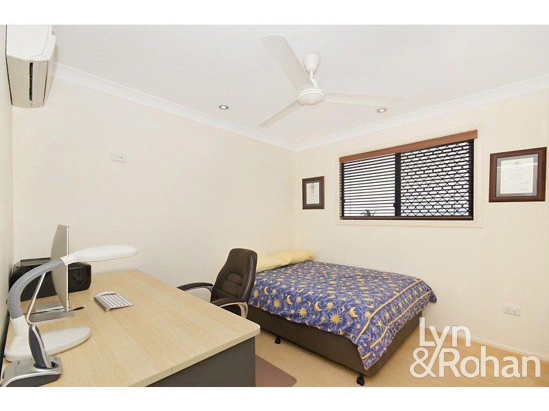 28 Monaro Circuit, Mount Louisa QLD 4814