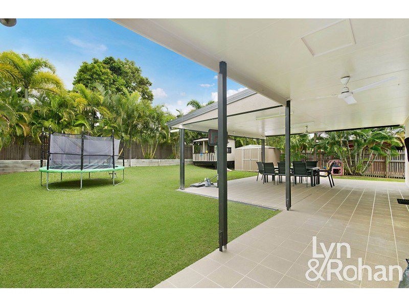 28 Monaro Circuit, Mount Louisa QLD 4814