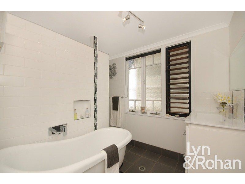 34 Stuart Street, North Ward QLD 4810