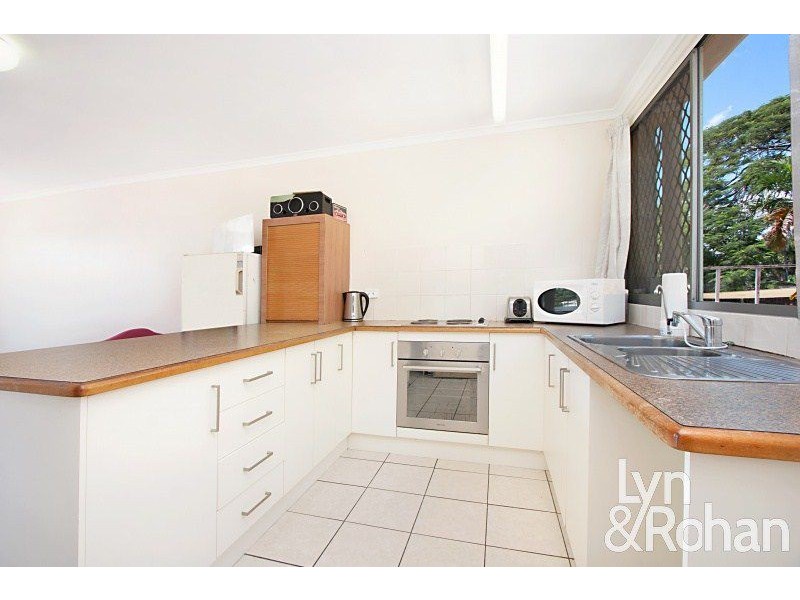 1/2 Bundock Street, North Ward QLD 4810