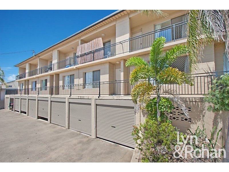 1/2 Bundock Street, North Ward QLD 4810