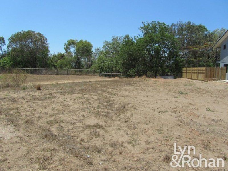 4 Margarita Court, Bushland Beach QLD 4818