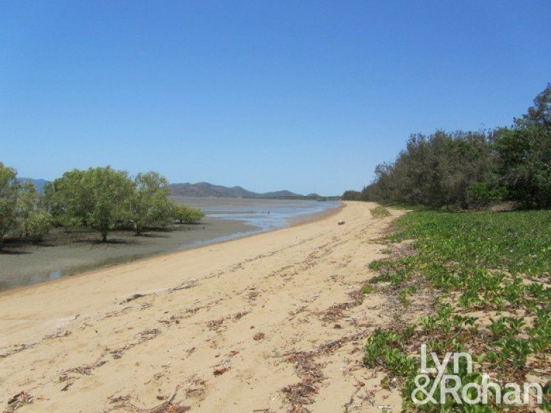4 Margarita Court, Bushland Beach QLD 4818
