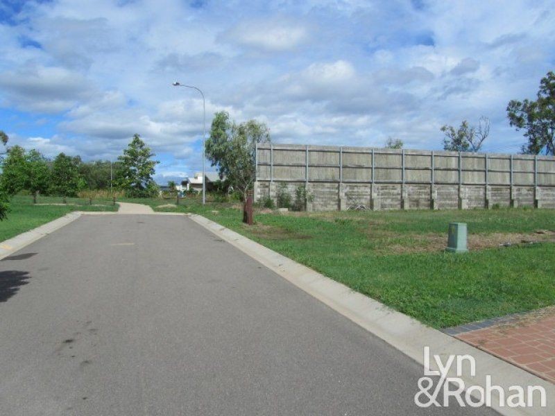 6 Rangeleigh Court, Mount Louisa QLD 4814