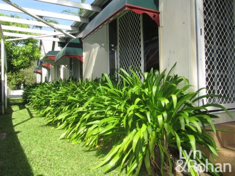 4 Leigh Street, West End QLD 4810