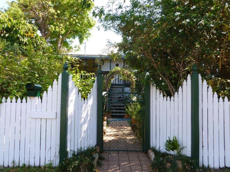 13 Armstrong Street, Hermit Park QLD 4812
