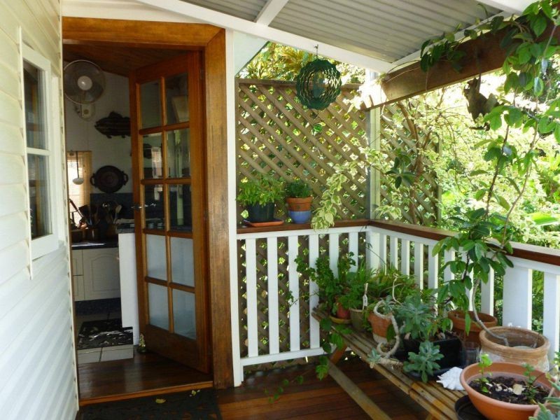 13 Armstrong Street, Hermit Park QLD 4812