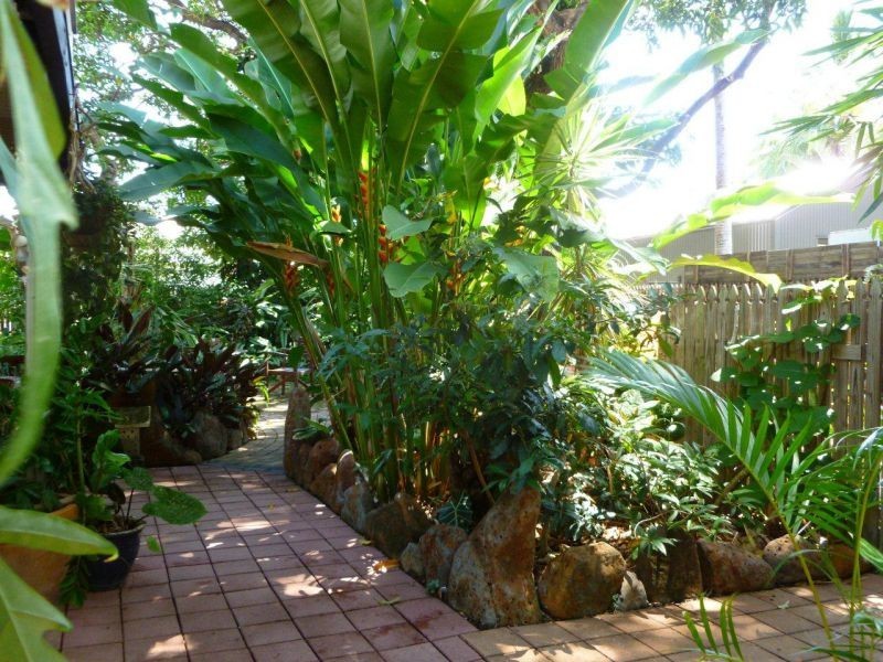 13 Armstrong Street, Hermit Park QLD 4812