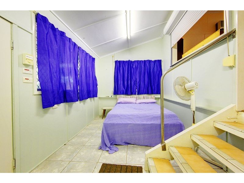 15 The Esplanade, Balgal Beach QLD 4816