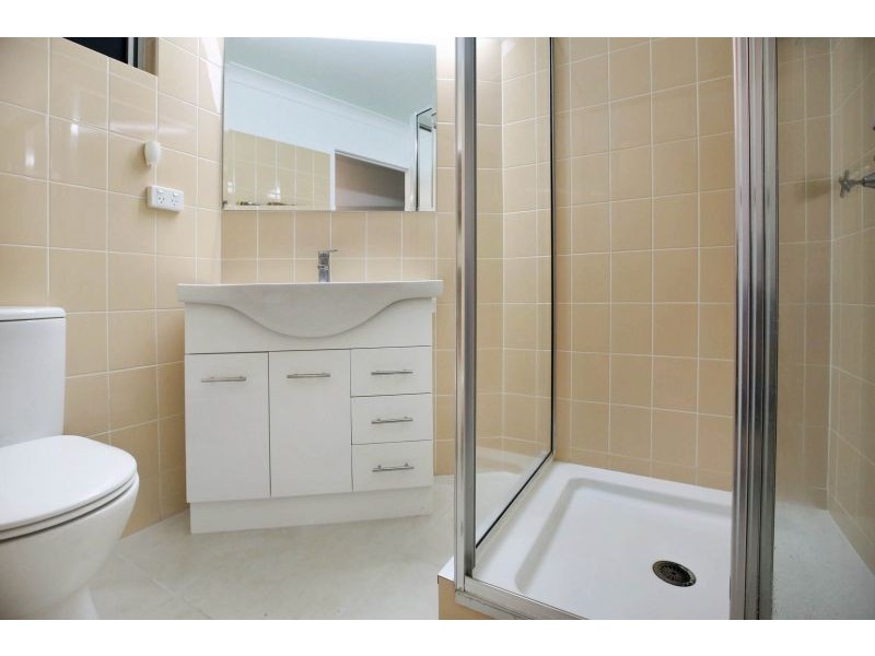 4 Balmoral Drive, Castle Hill QLD 4810