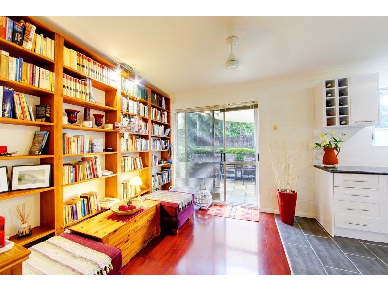 568 Bayswater Rd, Mount Louisa QLD 4814