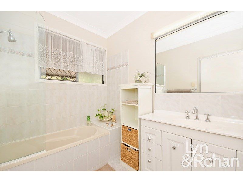 33 Nettleton Street, Mount Louisa QLD 4814