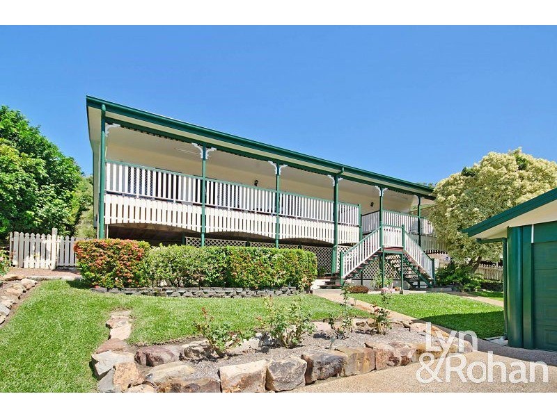 33 Nettleton Street, Mount Louisa QLD 4814