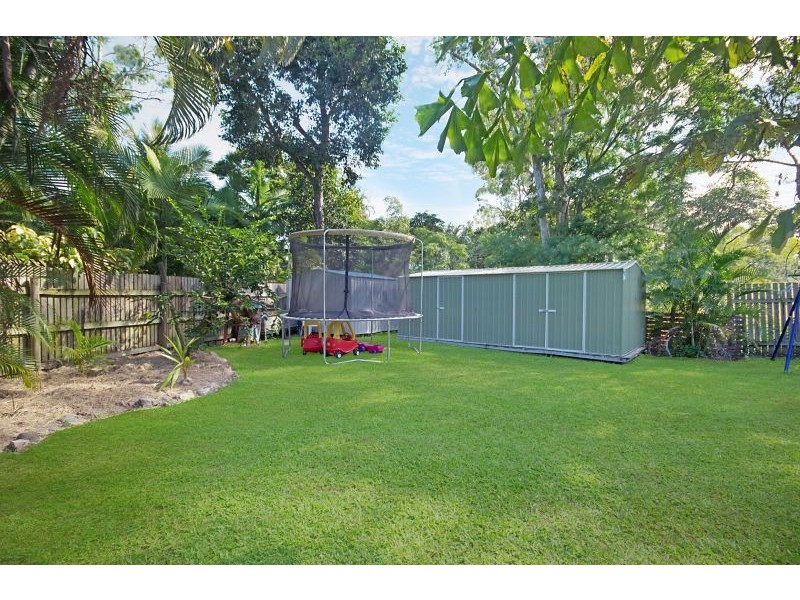 6 Kurrajong Court, Bushland Beach QLD 4818