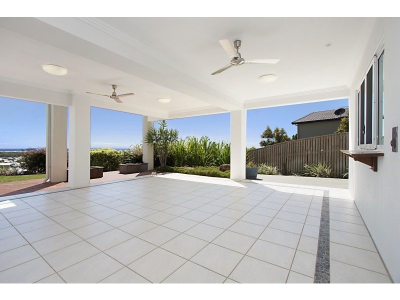 32 Britomart Street, Bushland Beach QLD 4818